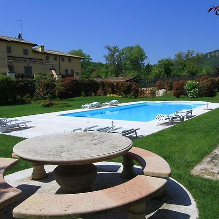 Corte degli ulivi Garda  Esterno foto