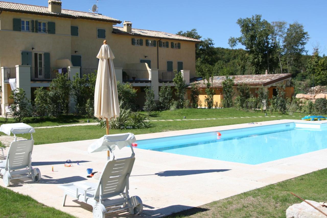 Corte degli ulivi Garda  Esterno foto